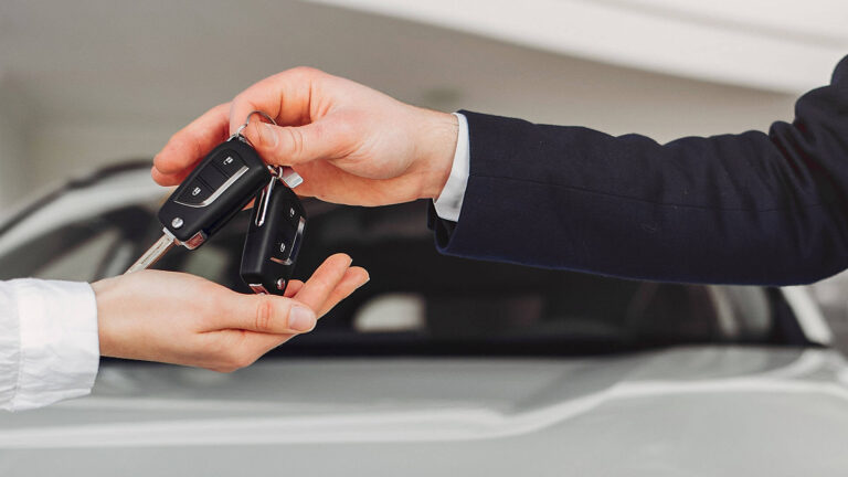 Likwidacja szkód komunikacyjnych. Przekazanie kluczy zpowrotem do klienta.