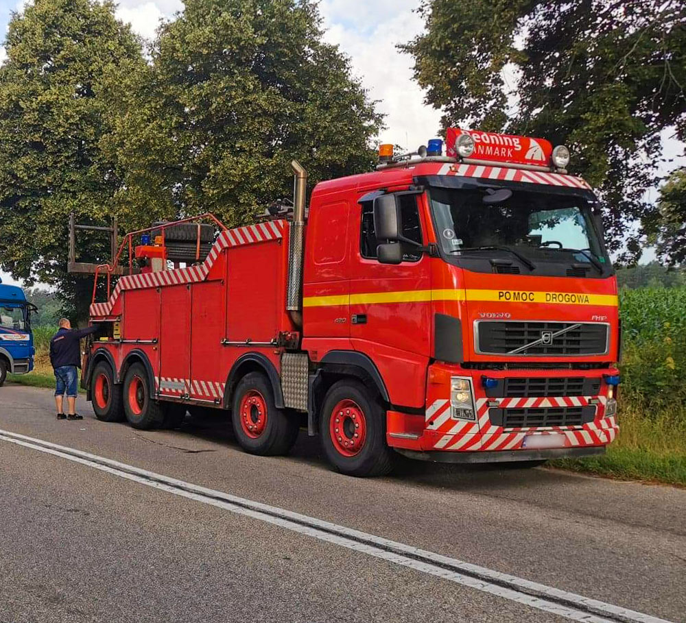 Zalety holowników 4-osiowych i profesjonalnego sprzętu holowniczego