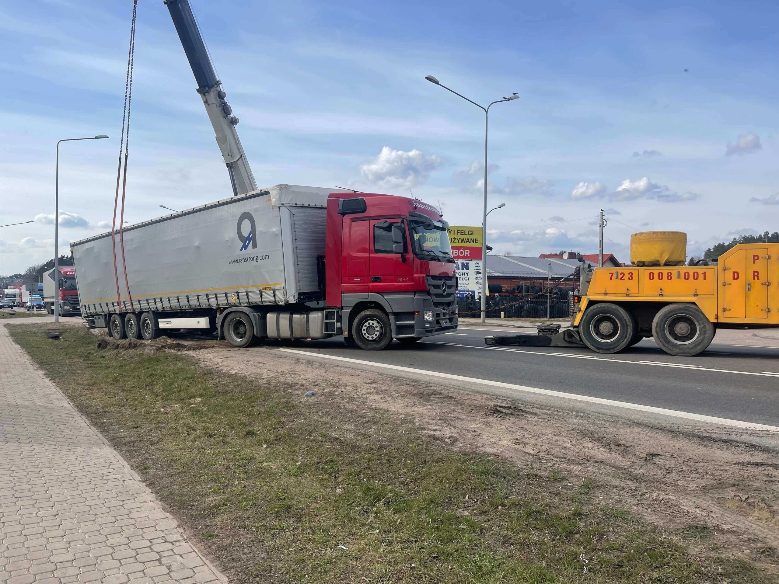 Pojazdy wielkogabarytowe – dla nas to pestka